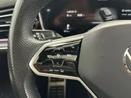 Volkswagen Touareg R 3.0 TSi eHybrid 4M 462 PK | Panoramadak | Luchtvering | Trekhaak