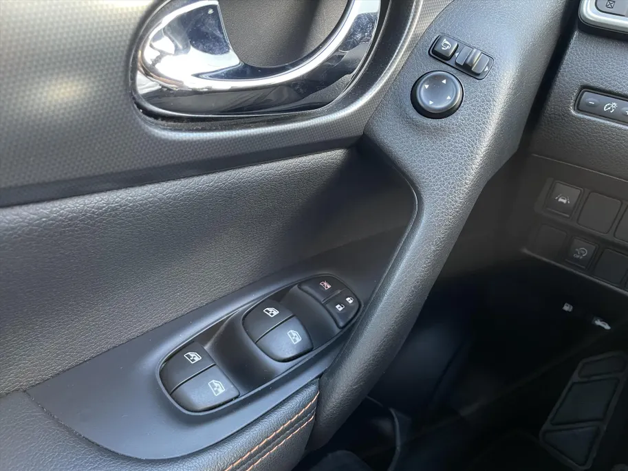 Nissan QASHQAI 1.3 140pk N-Motion / Navi / Cruise / Clima / 360 camera