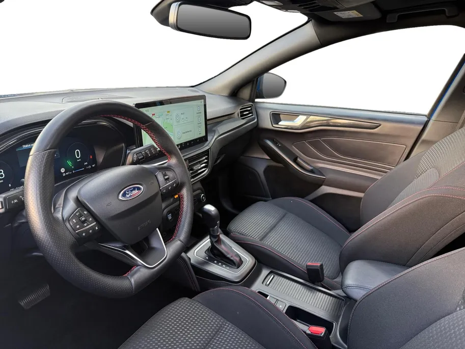 Ford Focus Wagon 1.0 EcoBoost Hybrid ST Line X | Winter Pack | Driver Assistance Pack | Panormadak | Apple Carplay & Android Auto | Navigatiesysteem |