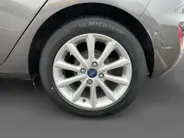 Ford Fiesta 1.0 EcoBoost Titanium Automaat | NL auto | Dealer onderhouden | Trekhaak | Winter Pack | Parkeersensoren voor en achter | Achteruitrijcamera | Cruise control | Apple carplay & Android auto | 16' lichtmetalen velgen | Bovag garantie |