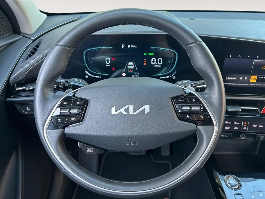 Kia Niro 1.6 GDi Hybrid DynamicLine Edition | Elektrisch Verstelbare Bestuurdersstoel | Dodehoekdetectie | Apple Carplay / Android Auto | Navigatiesysteem | Licht + Regensensor | Parkeersensoren Voor + Achter | Camera Achter | Cruise Control Adaptief | Rijstrookse