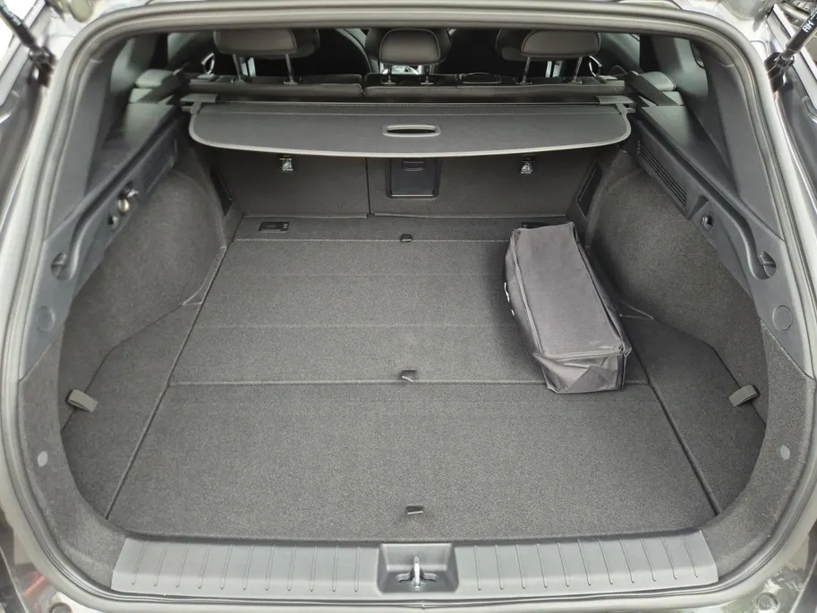 Kia K4 Sportswagon 1.0 T-GDi MHEV GT-Line Launch Edition | Cruise Control | Climate Control | Stoelverwarming | Stuurverwarming | Open Dak | Camera | Parkeersensoren |