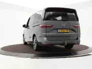 Volkswagen Multivan 1.4 218pk DSG eHybrid L2H1 Life Business · Glazen dak · Trekhaak · Camera · Elek. Schuifdeuren · Apple/Android Car Play · 7 Persoons · 18'' Inch · Garantie t/m 02-06-2028 of 100.000km