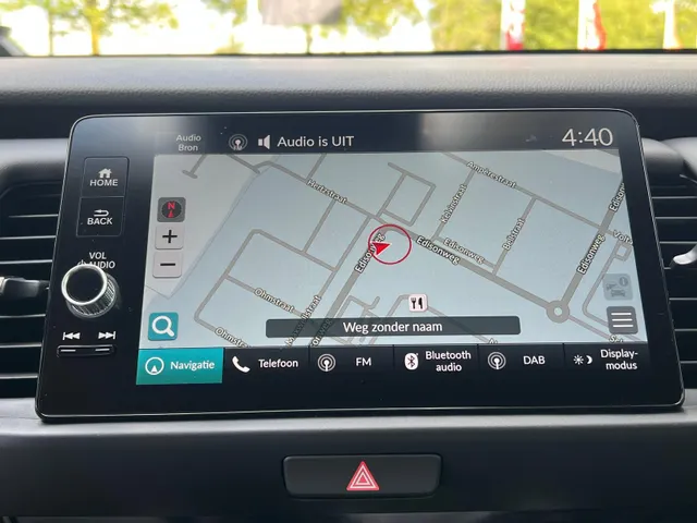 Honda Jazz 1.5 e:HEV Advance NIEUW | FULL HYBRID | APPLE CARPLAY | ANDROID AUTO | ACHTERUITRIJCAMERA | STOEL + STUURVERWARMING | NAVIGATIE |