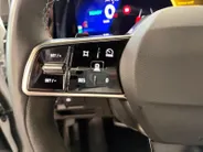 Renault Austral 1.2 E-Tech full hybrid 200 esprit Alpine | 200 PK | Google Navigatie | 360° Camera | Adaptive Cruise | Matrix LED | Keyless Entry