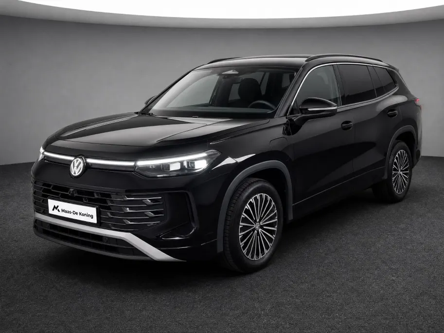 Volkswagen Tayron 1.5eHybrid 200kW/272PK Elegance · Trekhaak · 360°Camera + Parkeersensoren · Apple/Android Car Play · Garantie t/m 13-08-2027