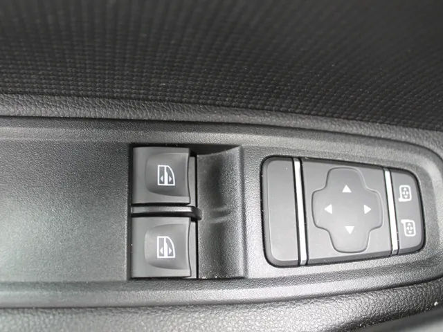 Renault Kangoo 1.5 Blue dCi 75 Comfort L1 | Airco | Navigatie | Camera | Cruise | Trekhaak | Demonstratieauto, vraag naar beschikbaarheid ! |