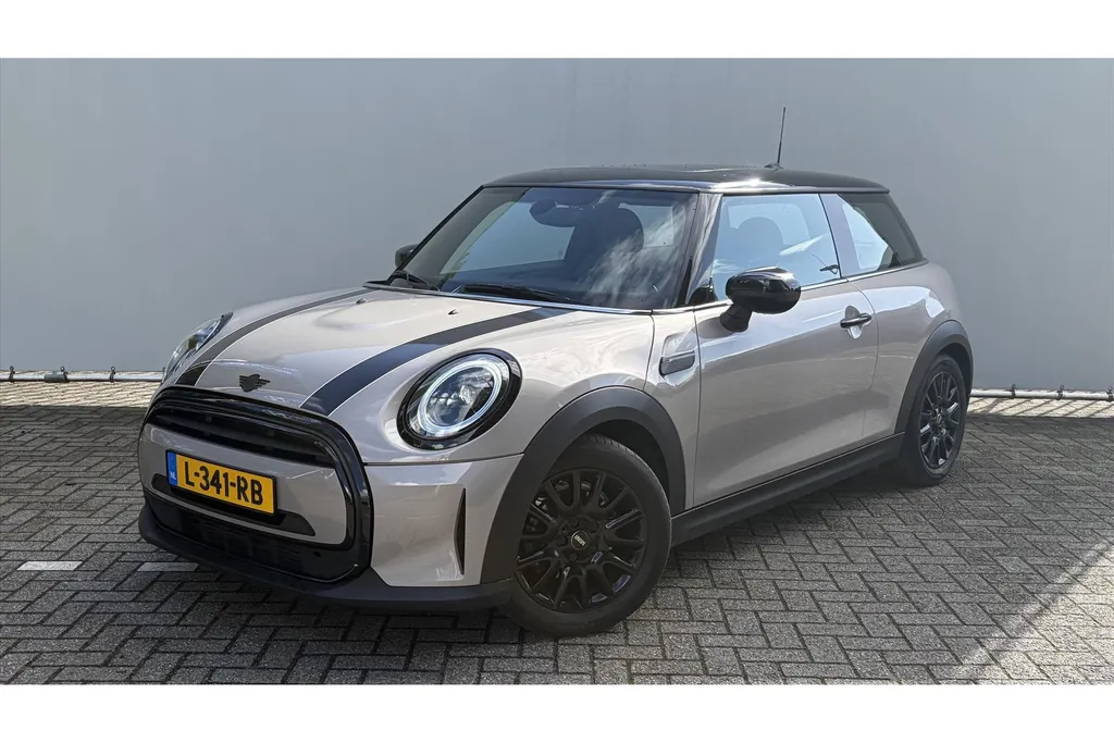MINI 3-Deurs Mini (f56) 1.5 136pk Cooper l Automaat l Schuifkantel Pano Dak l