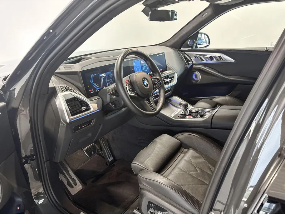 BMW XM PHEV