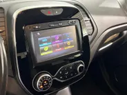 Renault Captur 120PK TCe Intens | Trekhaak | 1200KG Trekgewicht | Stoelverwarming |  Parkeersensor | Lichtmetalen Velgen | Licht & Regen Sensor | Cruise Control | Climate Control | Navigatie |