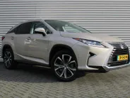 Lexus RX 450h 4WD Luxury Line | 20' LM | Navi | Camera | Leer | Schuif/kantel dak | Cruise adapt. | PDC | Stoelverwarming/ventilatie | HUD | Elek. stoelverstelling |