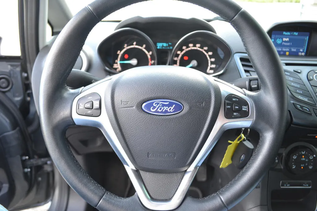 Ford Fiesta 1.0 80PK TITANIUM|22.729KM|AIRCO|CRUISE