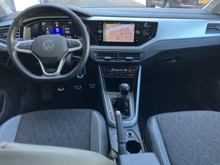 Volkswagen Polo 1.0TSI/95PK Goal · Stoelverwarming · Navigatie · Apple/Android Car Play · Parkeersensoren · Garantie t/m 04-06-2027