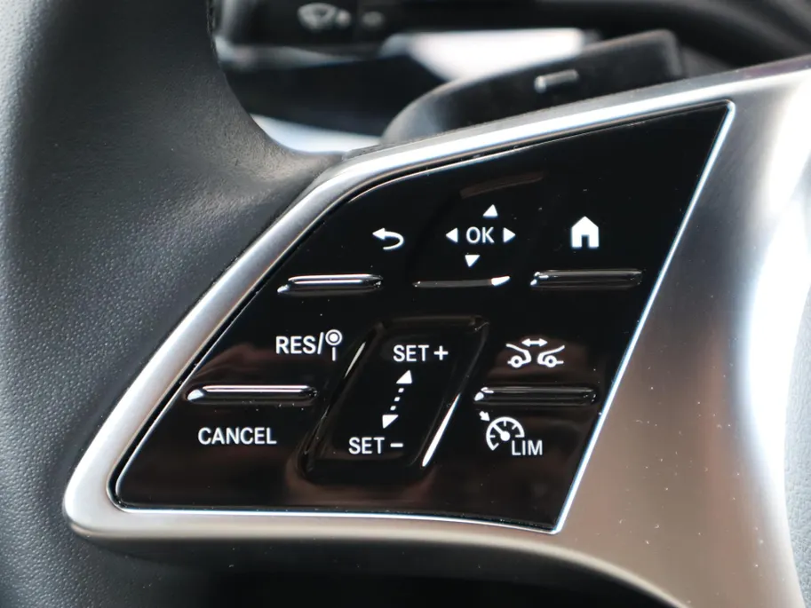 Mercedes-Benz A-Klasse 250 e Business Line l Keyless l Achteruitrij camera l Stoelverwarming