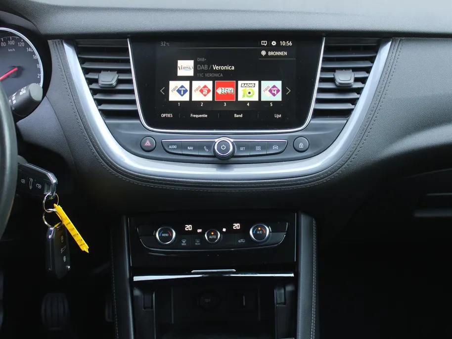 Opel Grandland X 1.2 Turbo Business Elegance | Camera | Telefoonlader | Clima  | Dodehoek detectie | Cruise | Navi | LED | 17” LM | Half stof/leer |