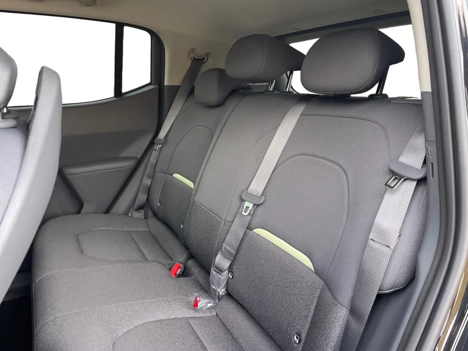 Kia EV2 Plus Advanced 42.2 kWh DEMO MODEL PER DIRECT BESCHIKBAAR | Navigatie | Climate control | Elektrische stoel verstelling | Stoel + Stuur verwarming | 308Km WLTP |