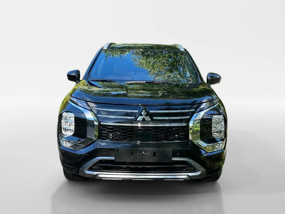 Mitsubishi Outlander 2.4 PHEV Instyle+ | 6000 EURO KORTING | NU DIRECT LEVEBAAR | 8 JAAR GARANTIE |
