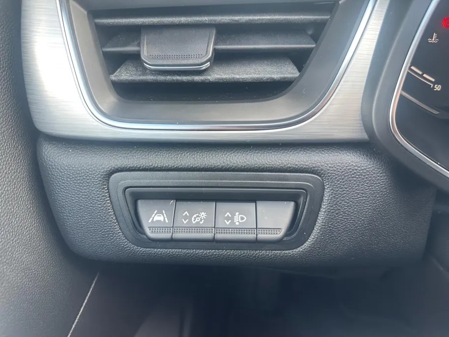 Renault Captur 1.3 TCe 130 Intens | Trekhaak | Camera | Cruise |