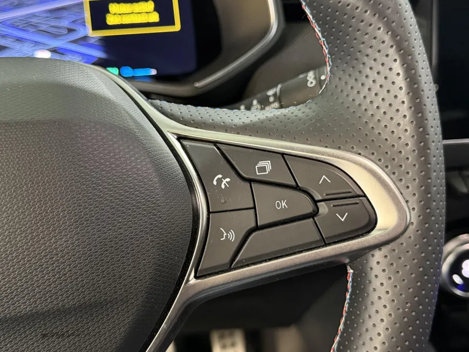 Renault Clio 145PK E-Tech Full Hybrid Esprit Alpine Automaat | Stoelverwarming | 9,3' Navi | Bose Audio | Climate Control | Apple CarPlay/Android Auto | Adaptive Cruise Control | Digital Cockpit | Full LED |
