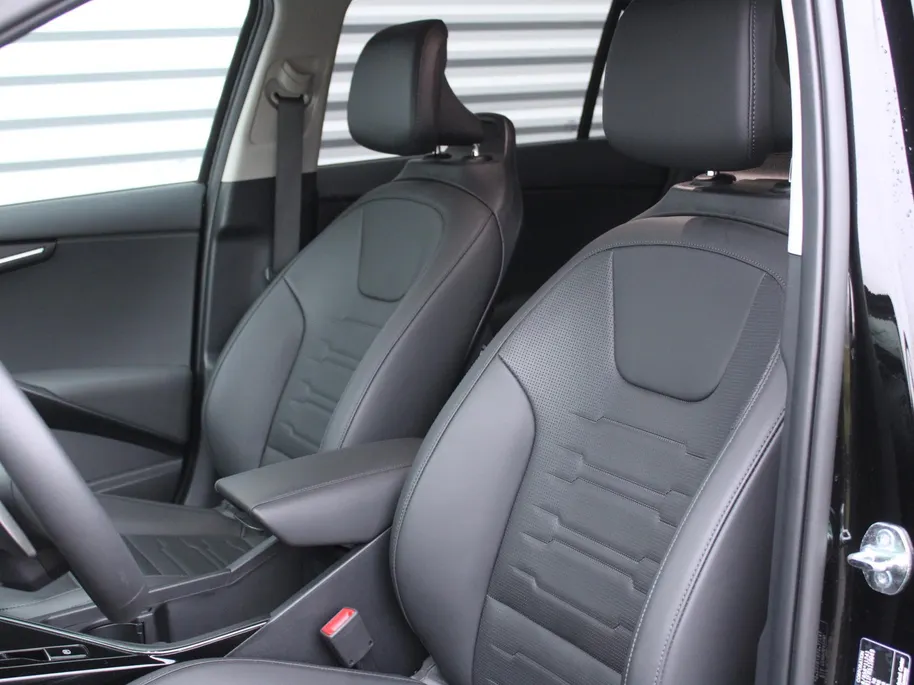 Kia Niro EV DynamicPlusLine 64.8 kWh | 17' LM | Schuif / Kantel dak | Navi | Cruise | Airco | Camera | 17% bijtelling |