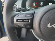 Kia Stonic 1.0 T-GDi MHEV DynamicPlusLine Navi | Stoel en stuurverwarming | Camera | Keyless met startknop | Apple Carplay / Android Auto | Getinte ramen achter | Fabrieksgarantie | NAP