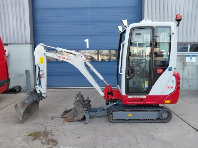 Takeuchi TB216
