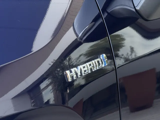 Toyota RAV4 2.5 Hybrid Bi-Tone | Stoel & stuurverwarming | Leder
