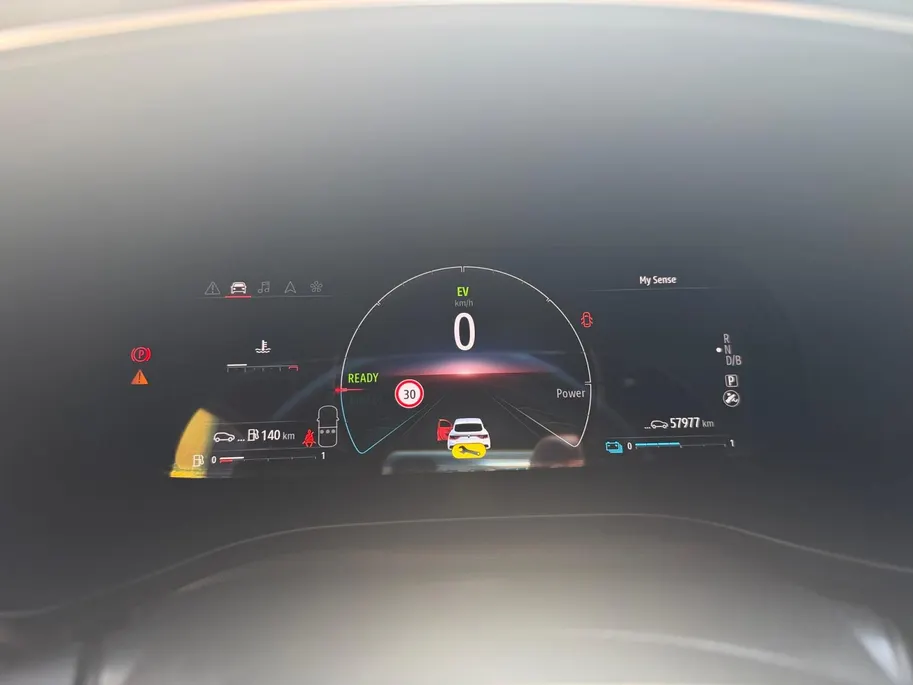 Renault Arkana 1.6 E-Tech hybrid 145 E-Tech engineered | Automaat | Apple Carplay & Android Auto | Camera | Parkeersensoren | Stoel & Stuurverwarming | LMV | 12 Maanden BOVAG Garantie