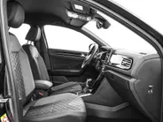 Volkswagen T-Roc 1.5 TSI 150pk DSG R-Line Business · Camera · Apple/Android Car Play · Stoelverwarming · Parkeerassistent · ACC · Draadloze Telefoonlader · Garantie t/m 12-04-2027 of 100.000