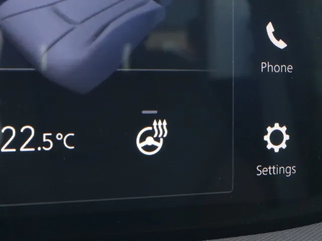 Suzuki e Vitara Select 61 kWh | Stoel/Stuur Verwarming | Apple/Android Auto |