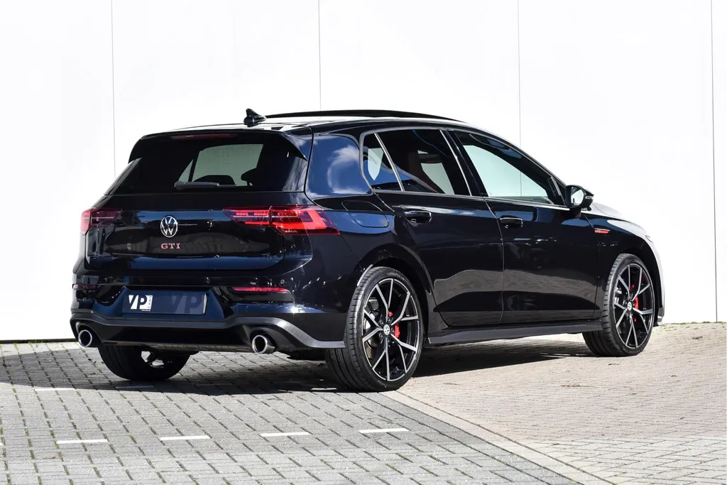 Volkswagen Golf 2.0 TSI GTI