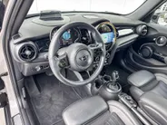 MINI Cooper 5-deurs 1.5 Cooper Camden Plus Edition