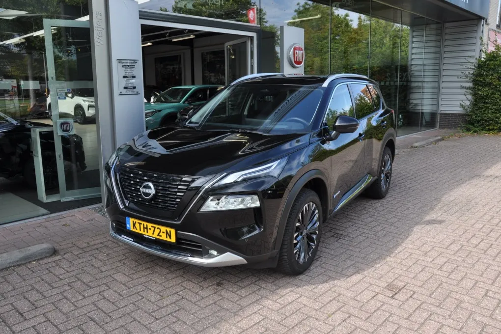 Nissan X-Trail 1.5 e-4ce Tekna. Plus. 4WD Head-Up Leer Schuifdak