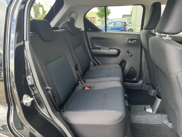 Suzuki Ignis 1.2 Smart Hybrid Select | Apple Carplay & Android Auto | Airco | Lichtmetalen Velgen | Verwarmde Voorstoelen | BTW Auto!!