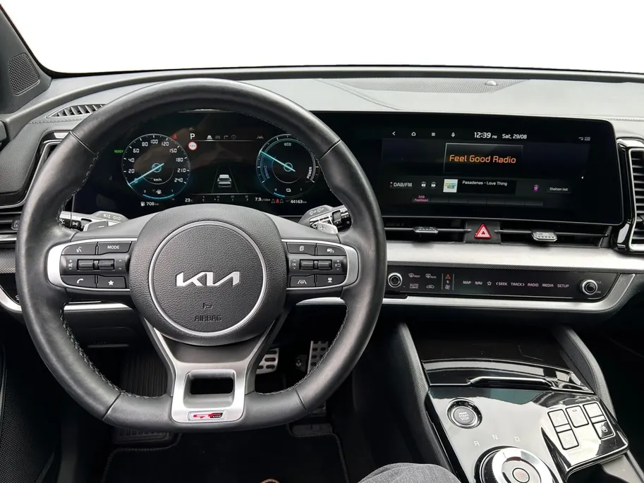 Kia Sportage 1.6 T-GDi Hybrid GT-PlusLine | Apple Carplay / Android Auto | Navigatiesysteem | Elektrisch verstelbare Voorstoelen | Bestuurdersstoel Met geheugen | Stoelverwarming + Stoelkoeling | Stuurverwarming | Elektrisch Bedienbaar Schuif / Kanteldak | Elektrisch 
