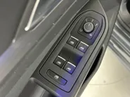 Volkswagen Golf 1.5 eTSI Style DSG Automaat | Panoramadak | Elektrische stoel | Adaptieve Cruise Control