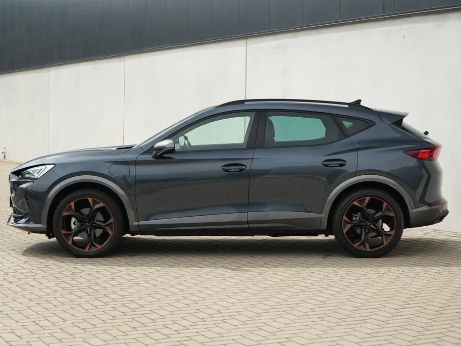 CUPRA Formentor VZ 1.4 e-HYBRID 205 PK | Navi | Carplay | LED | Camera | 19'
