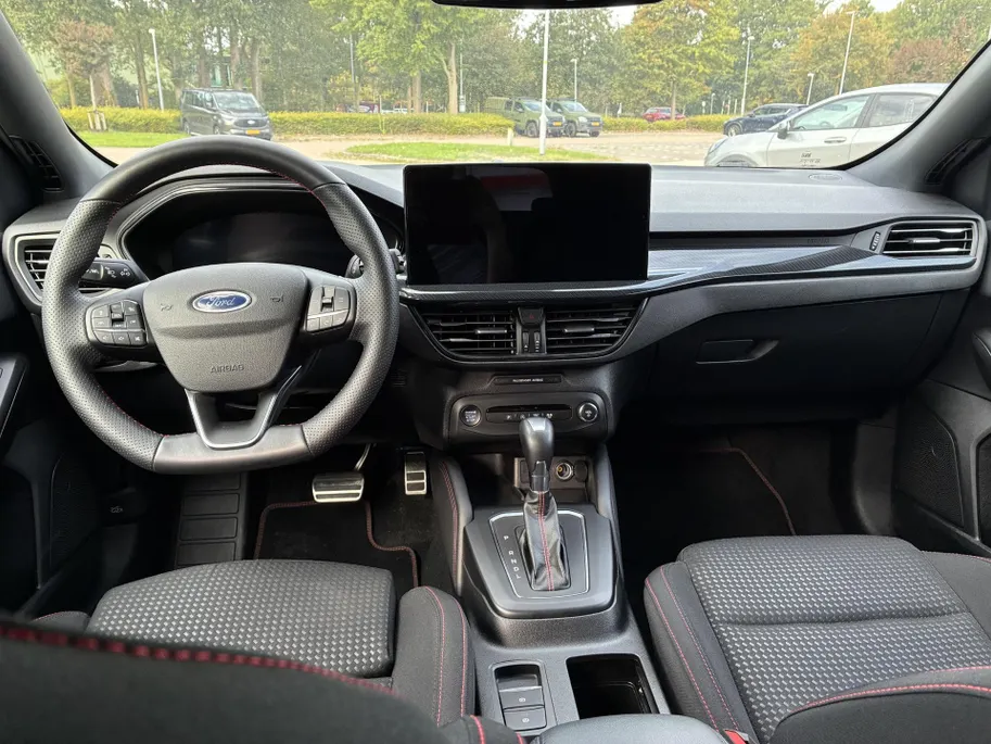 Ford Focus Wagon 1.0 EcoBoost Hybrid ST Line X AUTOMAAT & winterpakket