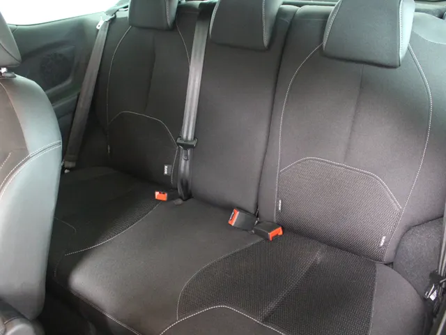 DS DS 3 1.2 PureTech Connected Chic Automaat Cruise Control | Climate Control | 4 Seizoenen Banden