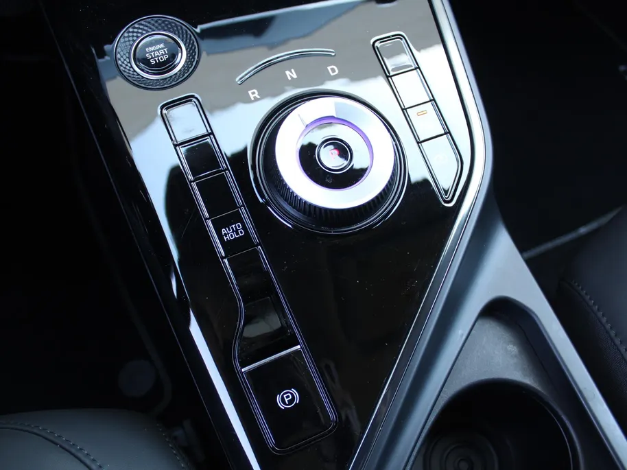 Kia Niro 1.6 GDi Hybrid DynamicLine | Camera | Cruise adapt. | Clima | 16' LM | Navi | Keyless |