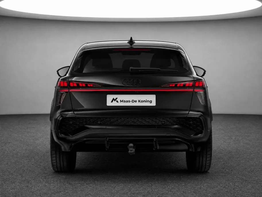 Audi Q3 Sportback 1.5 e-hybrid S edition 272 PK · Tech pro · Glazen panoramadak · Trekhaak elek. wegklapbaar