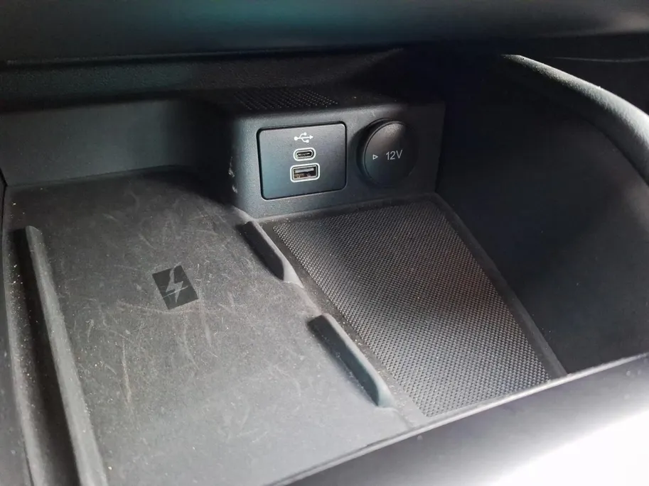 Ford Focus Wagon 1.0 EcoBoost Hybrid Titanium X | NL Auto | Winterpack | Climate Control | Camera | Pakeersensoren | Navigatie | DAB+ | B&O Audio | AGR-Bestuurdersstoel | Draadloze Apple Carplay&Android Auto |