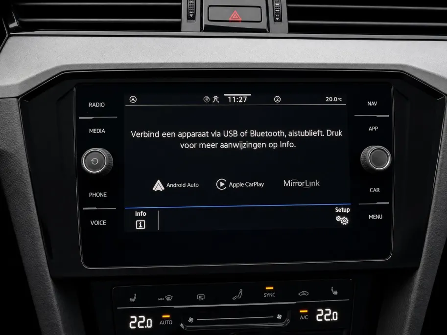 Volkswagen Passat Variant 1.4 TSI 218pk DSG PHEV GTE Business · Panoramadak · Camera · Apple/Android Car Play · Navigatie · Stoelverwarming · 18'' Inch ·