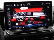 Volkswagen Golf variant R-Line Edition 1.5 eTSI 150 pk 7 versn. DSG · Assistance Pakket Plus · Panoramaschuif-kanteldak · Trekhaak inklapbaar, met elektrische ontgrendeling · Prijs is inclusief inruilpremie · MEGA SALE