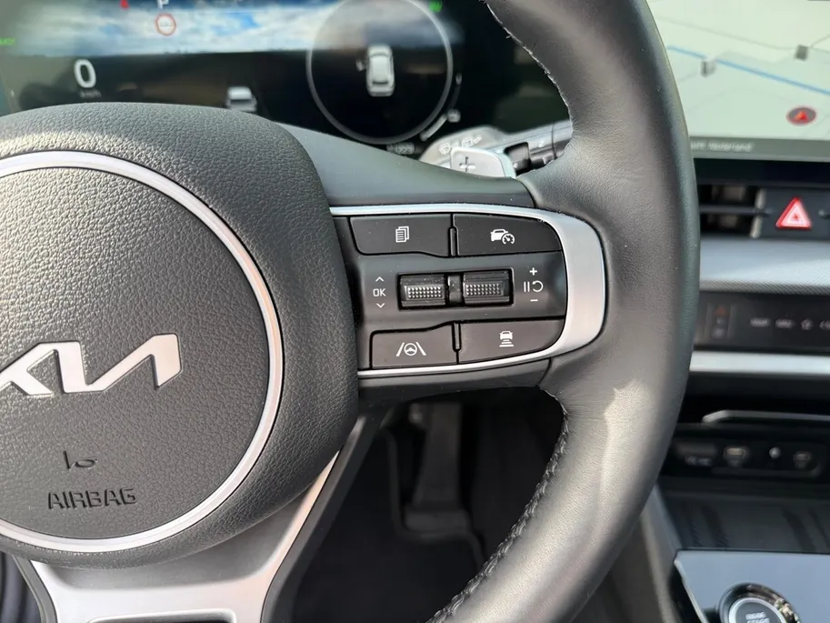 Kia Sportage 1.6 T-GDi Hybrid DynamicPlusLine | Navi | Clima | Adaptive Cruise | Camera | Panorama-/Schuifdak | Stoel-/Stuurverwarming | 18'' LM Velgen | Apple Carplay & Android Auto