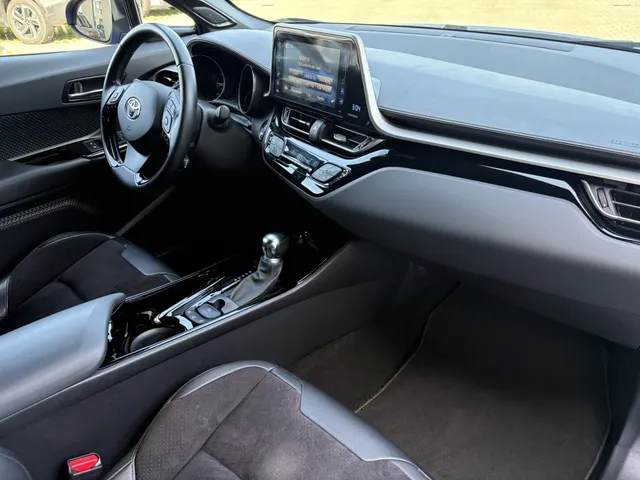 Toyota C-HR 1.8 Hybrid Style Bi-Tone | Parkeersensoren | JBL | Trekhaak