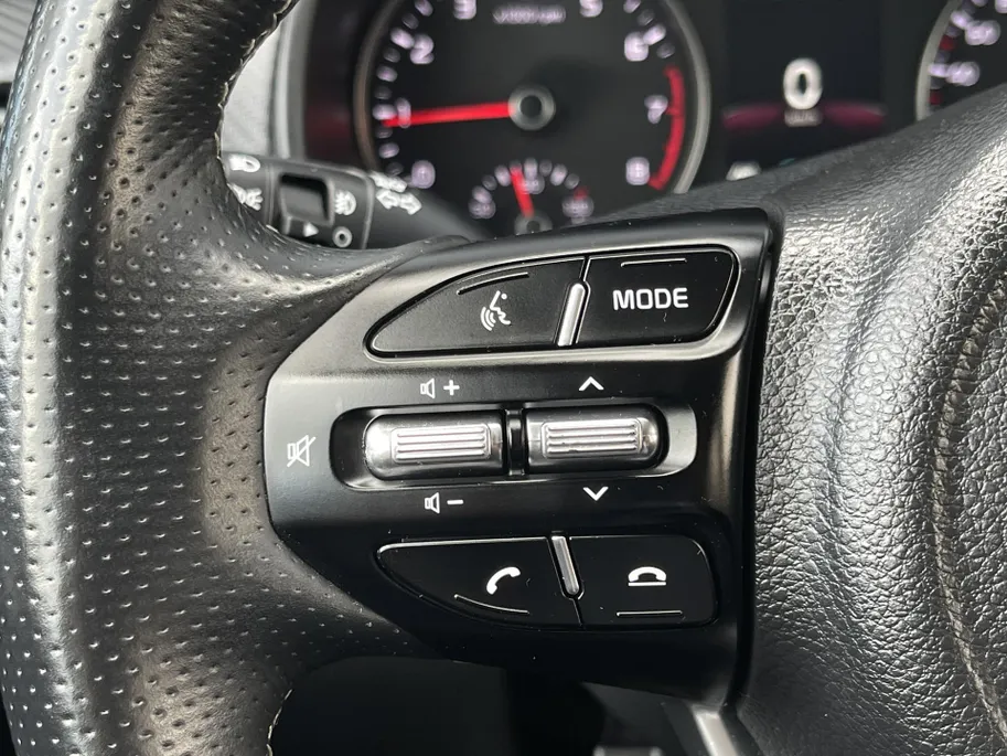 Kia Stonic 1.0 T-GDi MHEV GT-Line Automaat | Navi | Clima | Camera | Stoel-/Stuurverwarming | Apple Carplay | Android Auto | Lane Assist | Cruise Control |