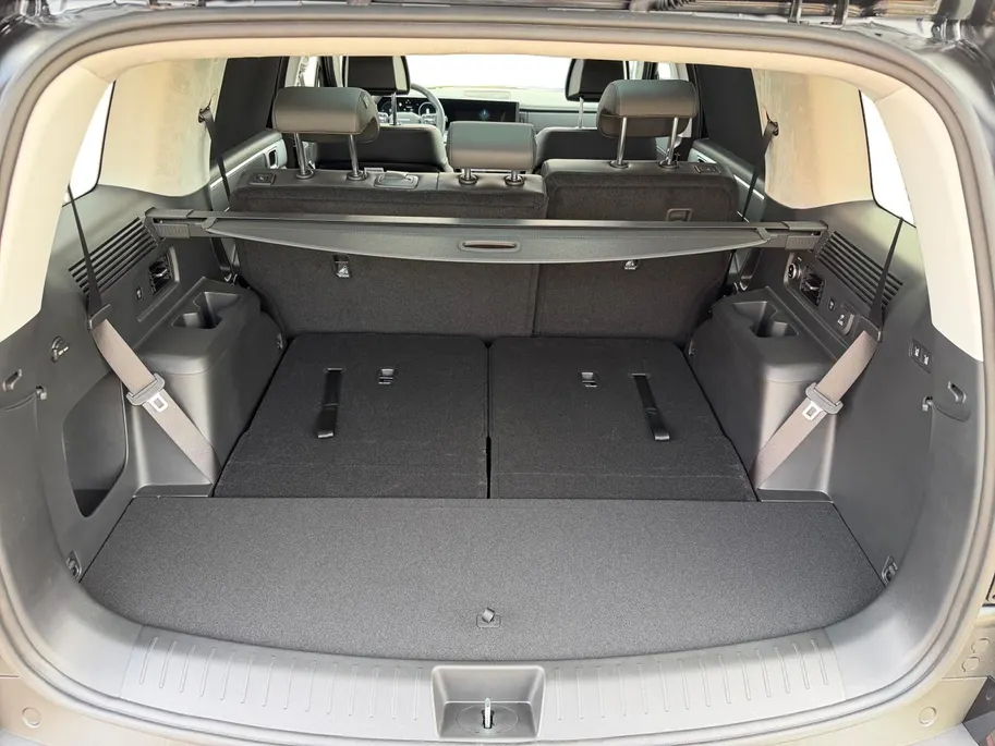 Hyundai Santa Fe 1.6 T-GDI HEV Premium Sky 7p | Z&Z Topdeal! | Van € 72.590,-, nu voor €61.090,-