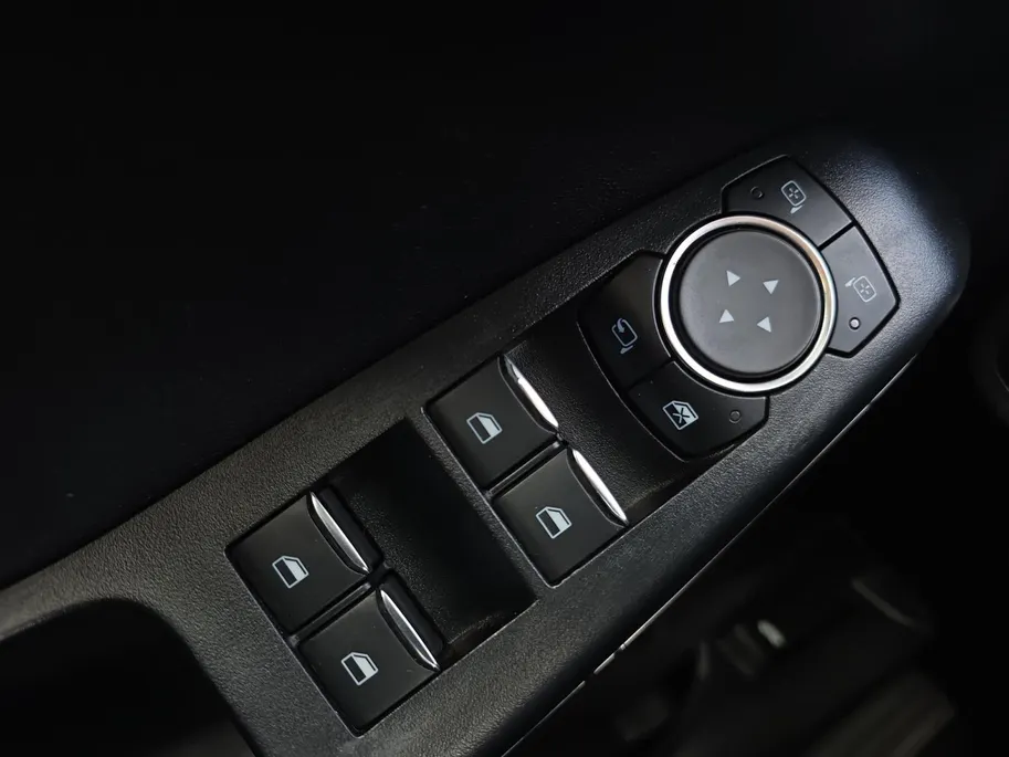 Ford Fiesta 1.0 EcoBoost Titanium | Panoramadak | B&O Sound | Winter Pack | Achteruitrijcamera | 12 maanden garantie! |