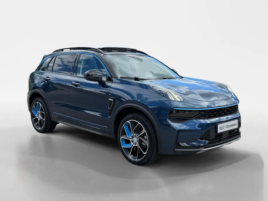 Lynk & Co 01 1.5 | Plug-in hybrid | 1800kg Trekgewicht | 69km Elek. Actieradius | Apple Carplay/Android Auto | BLISS | Panoramadak | 360° Camera | 12 Maanden BOVAG Garantie |